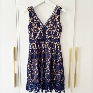BNWOT Boohoo Lace overlay dress